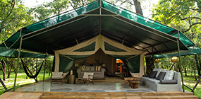 Il Moran - Robert Mark Safaris - Luxury African Safaris