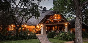 Savanna Lodge - Robert Mark Safaris - Luxury African Safaris