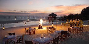 Fundu Lagoon - Robert Mark Safaris - Luxury African Safaris
