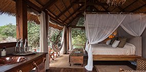 Sindabezi Island - Robert Mark Safaris - Luxury African Safaris